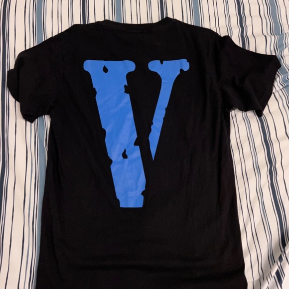 Men Vlone Shirt Size Medium - Picture 2 of 2